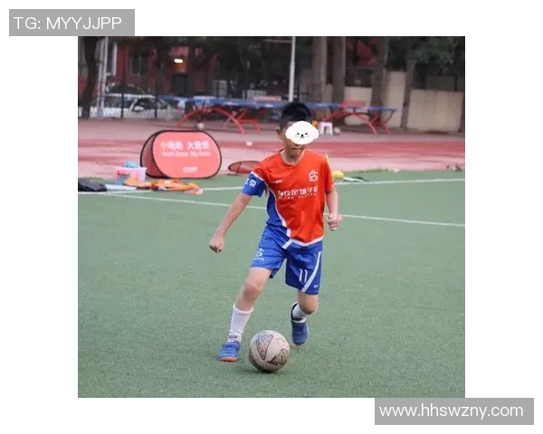 从调皮捣蛋到绿茵场上的闪耀之星熊孩子的足球逆袭之路 从调皮捣蛋到绿茵场上的闪耀之星熊孩子的足球逆袭之路