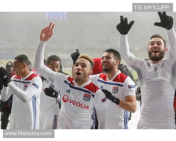 CA坦波利与科隆的精彩对决揭示了足球战术的魅力与团队合作的重要性 CA坦波利与科隆的精彩对决揭示了足球战术的魅力与团队合作的重要性